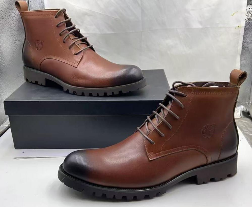 Timberland Men's Brown Smooth Leather Ankle Boots